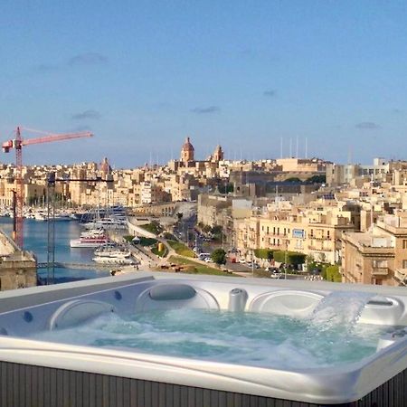 Penthouse Retreat Apartment Cospicua Bagian luar foto