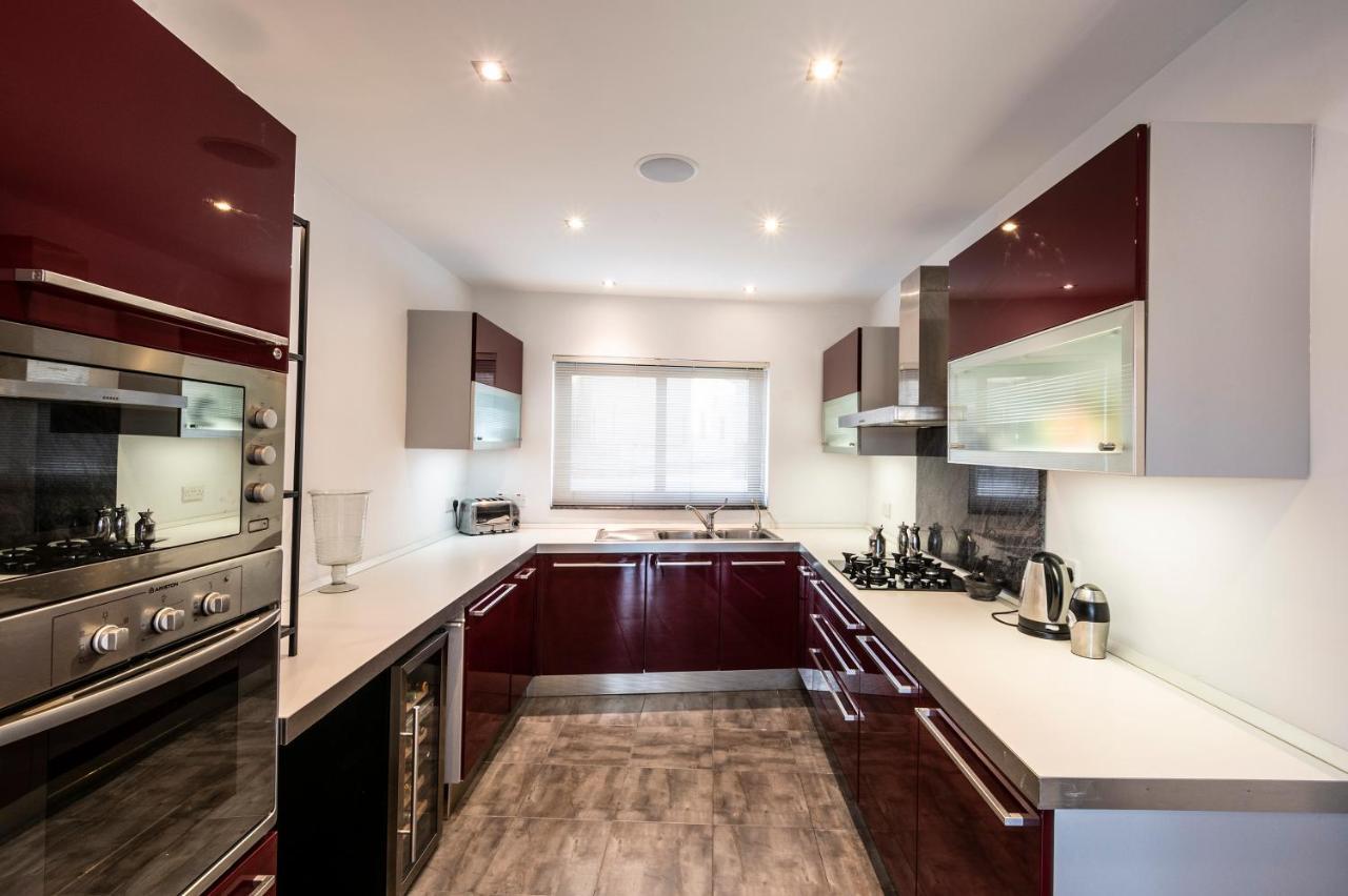 Penthouse Retreat Apartment Cospicua Bagian luar foto